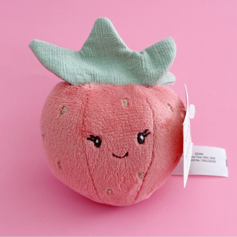 MON AMI - Strawberry Scented Plush Toy - Picture 13 of 14